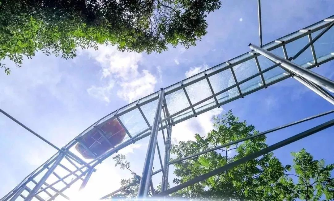 玻璃滑水漂流,玻璃滑漂刺激又好玩