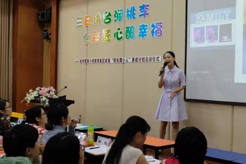 幸福的阳光作品,幸福的阳光原唱视频