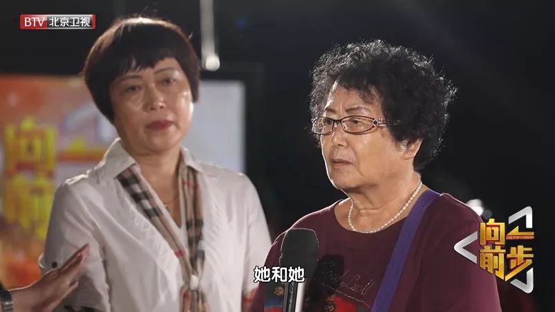 10年的楼顶漏雨谁负责维修呢,楼房顶楼漏雨应该谁负责维修