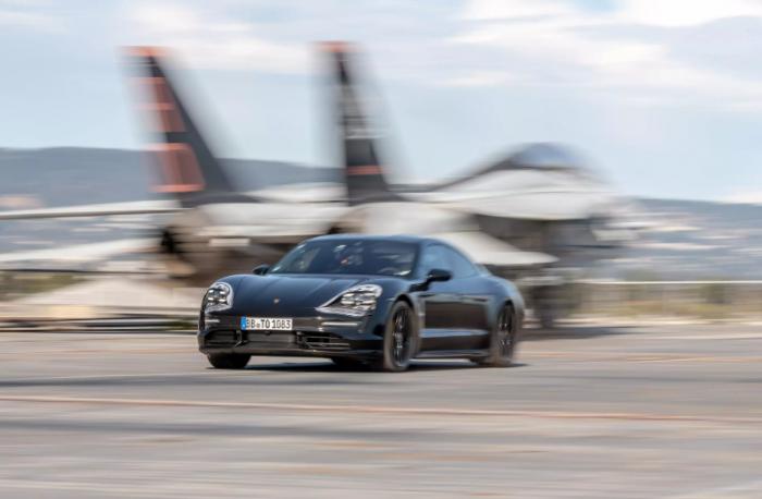 保时捷电动车taycan几秒破百,保时捷taycan创造纯电动车漂移纪录