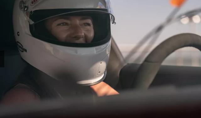 保时捷电动车taycan几秒破百,保时捷taycan创造纯电动车漂移纪录