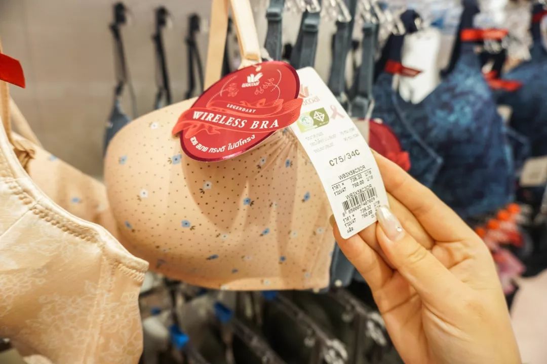 泰国买兰蔻口红,兰蔻200口红全球购