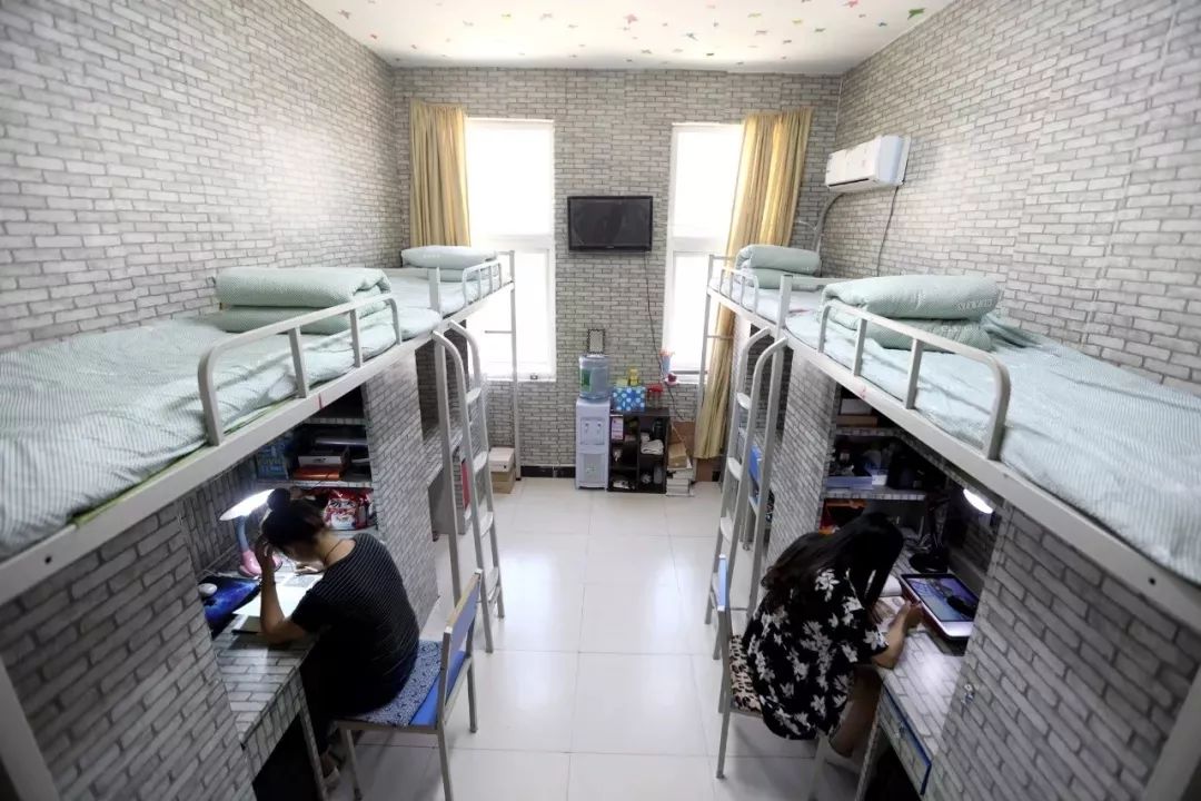 高校宿舍楼一个多少钱,河南各大学宿舍住宿条件怎么样