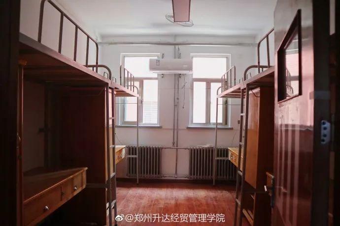 高校宿舍楼一个多少钱,河南各大学宿舍住宿条件怎么样