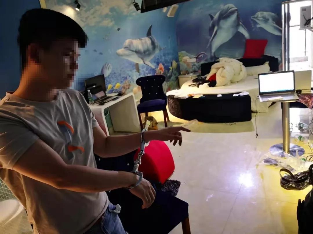 警方提醒朋友圈不再晒这五种照片,警惕隐藏在朋友圈中的诈骗行为