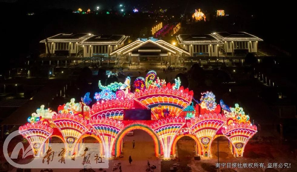 约不约？9月6日，我在青秀山等你一起看花灯