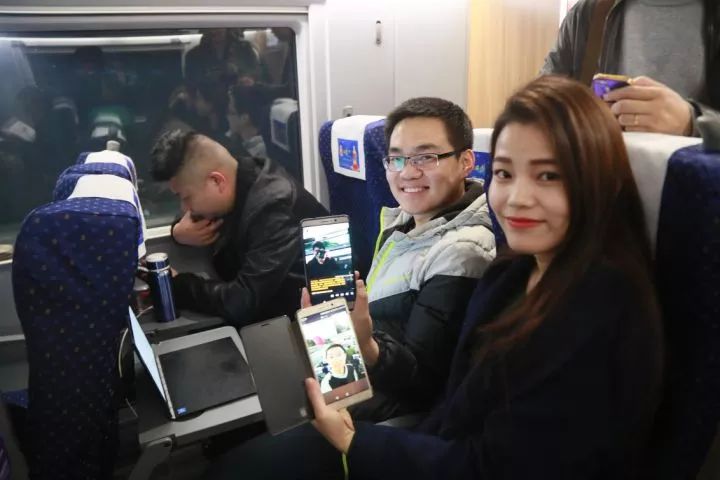 国资小新回答了知乎创始人周源一个问题，网友评论亮了！