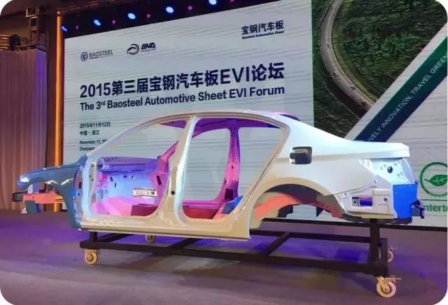 国资小新回答了知乎创始人周源一个问题，网友评论亮了！