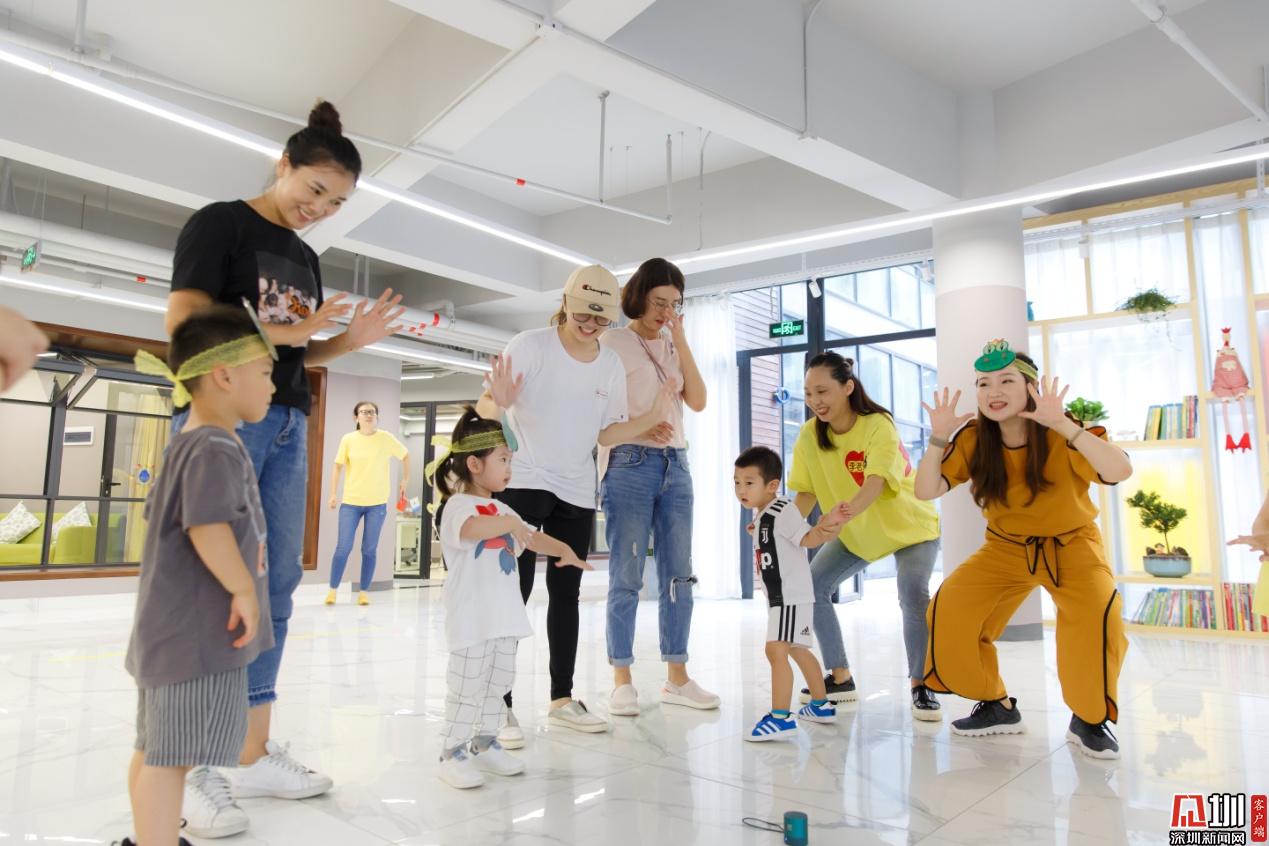 用孩子的双手创造一个新世界纯水岸幼儿园开学了