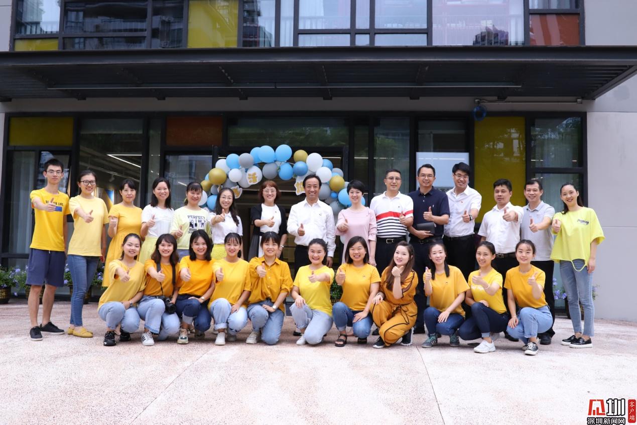 用孩子的双手创造一个新世界纯水岸幼儿园开学了