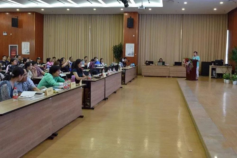 首届朗格罕天使之家医患交流会议程回顾:多领域专家全面解答罕见病LCH