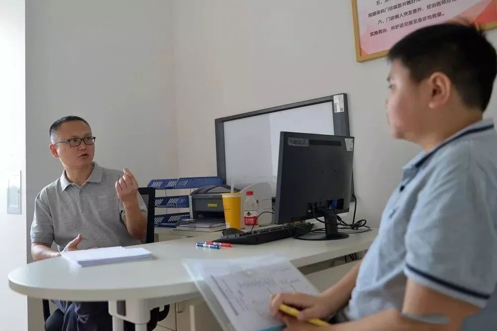 首届朗格罕天使之家医患交流会议程回顾:多领域专家全面解答罕见病LCH