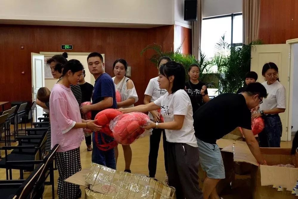 首届朗格罕天使之家医患交流会议程回顾:多领域专家全面解答罕见病LCH