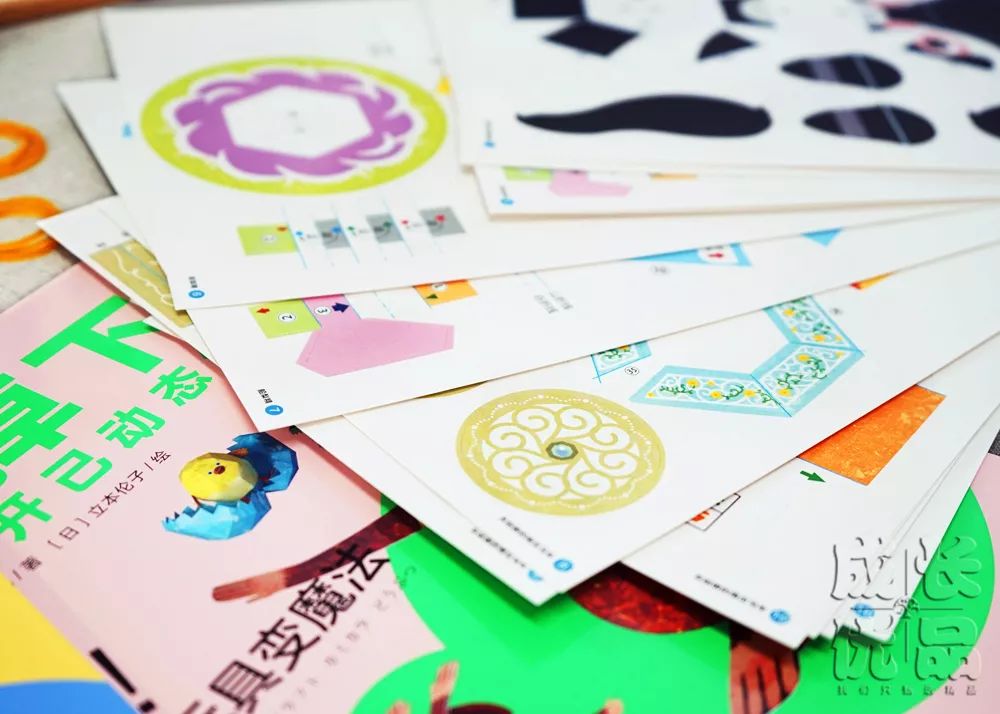 日本又出“变态”级玩具:一张纸,孩子能玩儿一整天!丨明日团