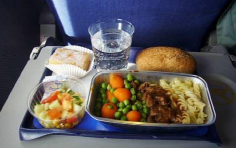 机票不含餐可以另购买吗,买机票请完善信息什么意思