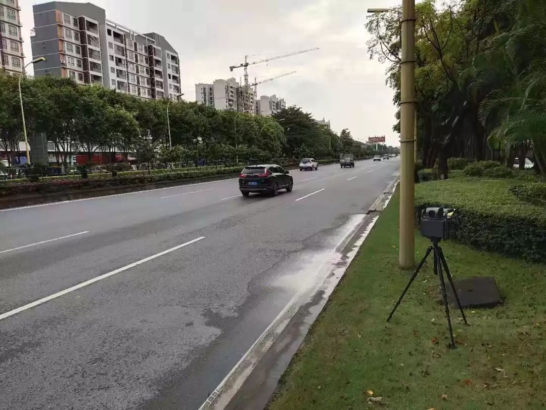 交警路边隐蔽流动测速会扣分吗,提醒司机注意违章