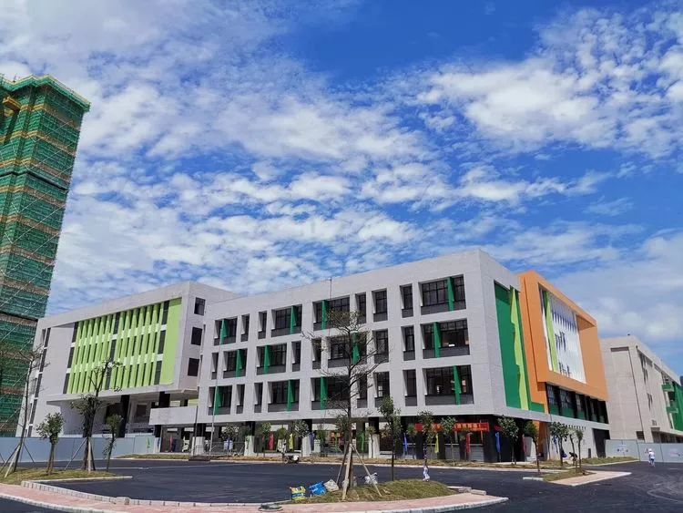 增城校区环境,增城优美干净环境