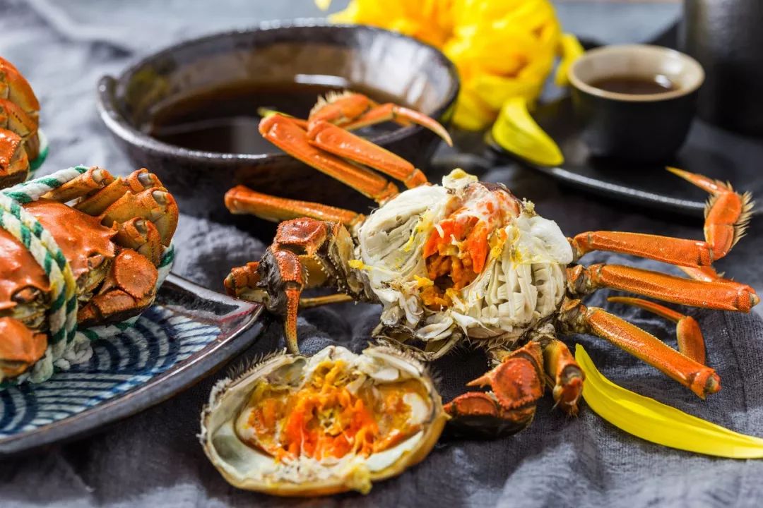 中秋佳节大闸蟹继续发货,梁子湖大闸蟹中秋节