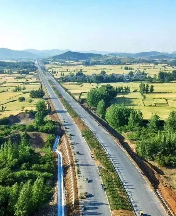 徐州地铁三号线沿途有什么好风景,徐州地铁2号线有哪些景区