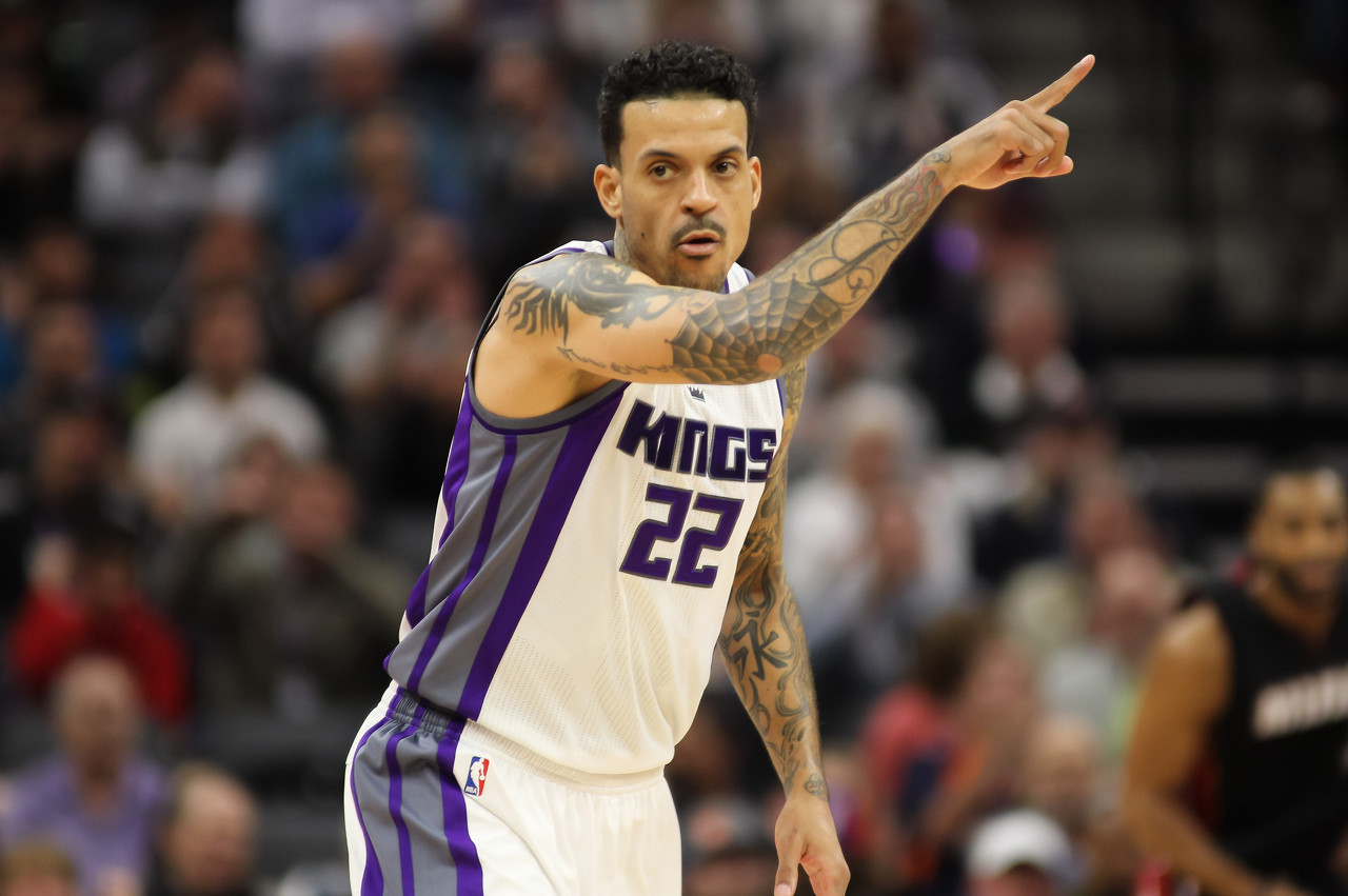 B/R根据生涯表现重排02年新秀：小斯状元姚明榜眼