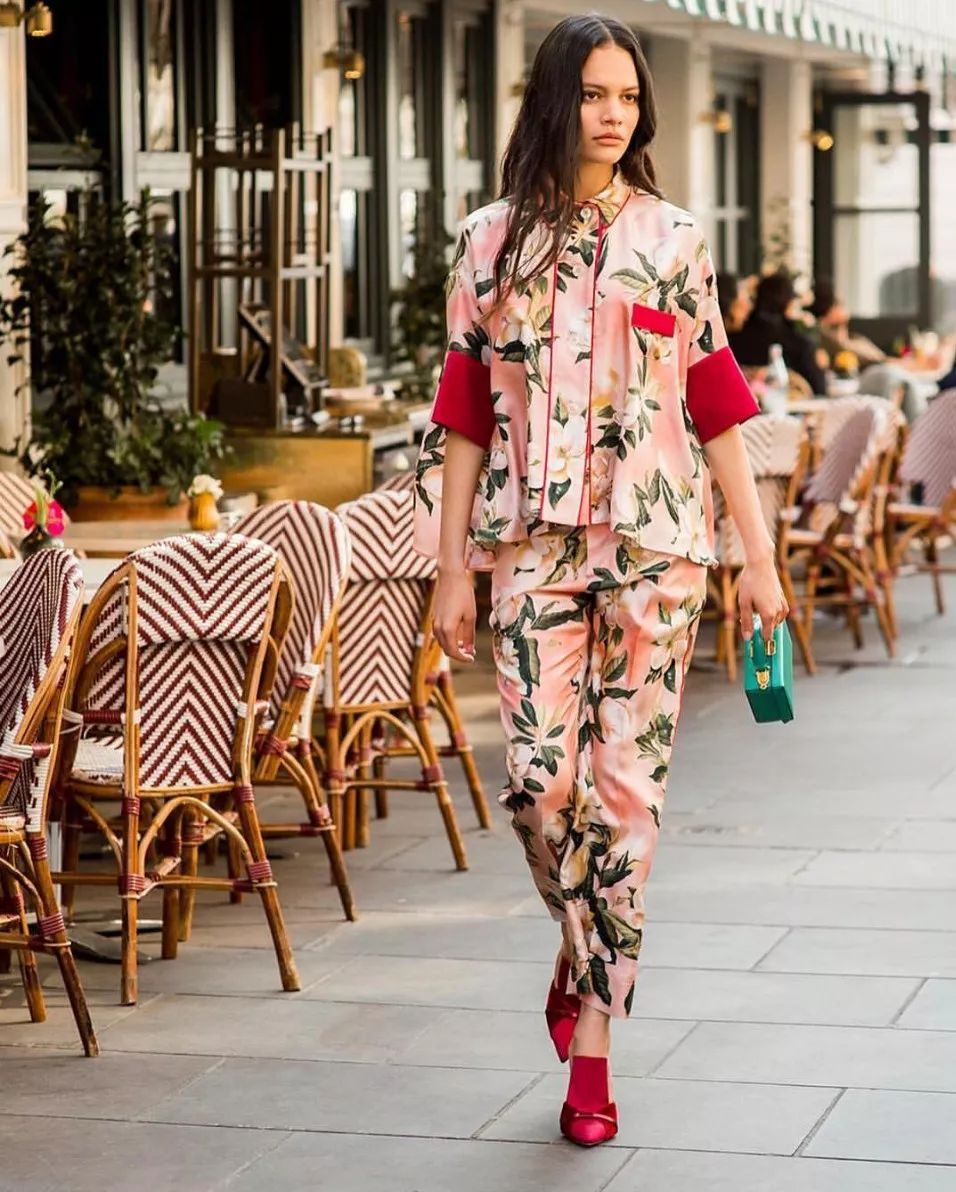 出门都不用换的睡衣夏季,出门不用换衣服一件睡衣就够了