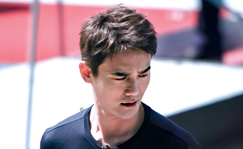 彭于晏近照抬头纹明显,82年出生的男明星如今都怎样了?