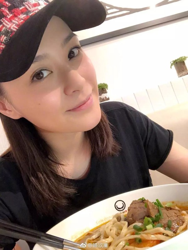 38岁阿娇闪婚不到两年传婚变？力挺老公被嘲恋爱脑？