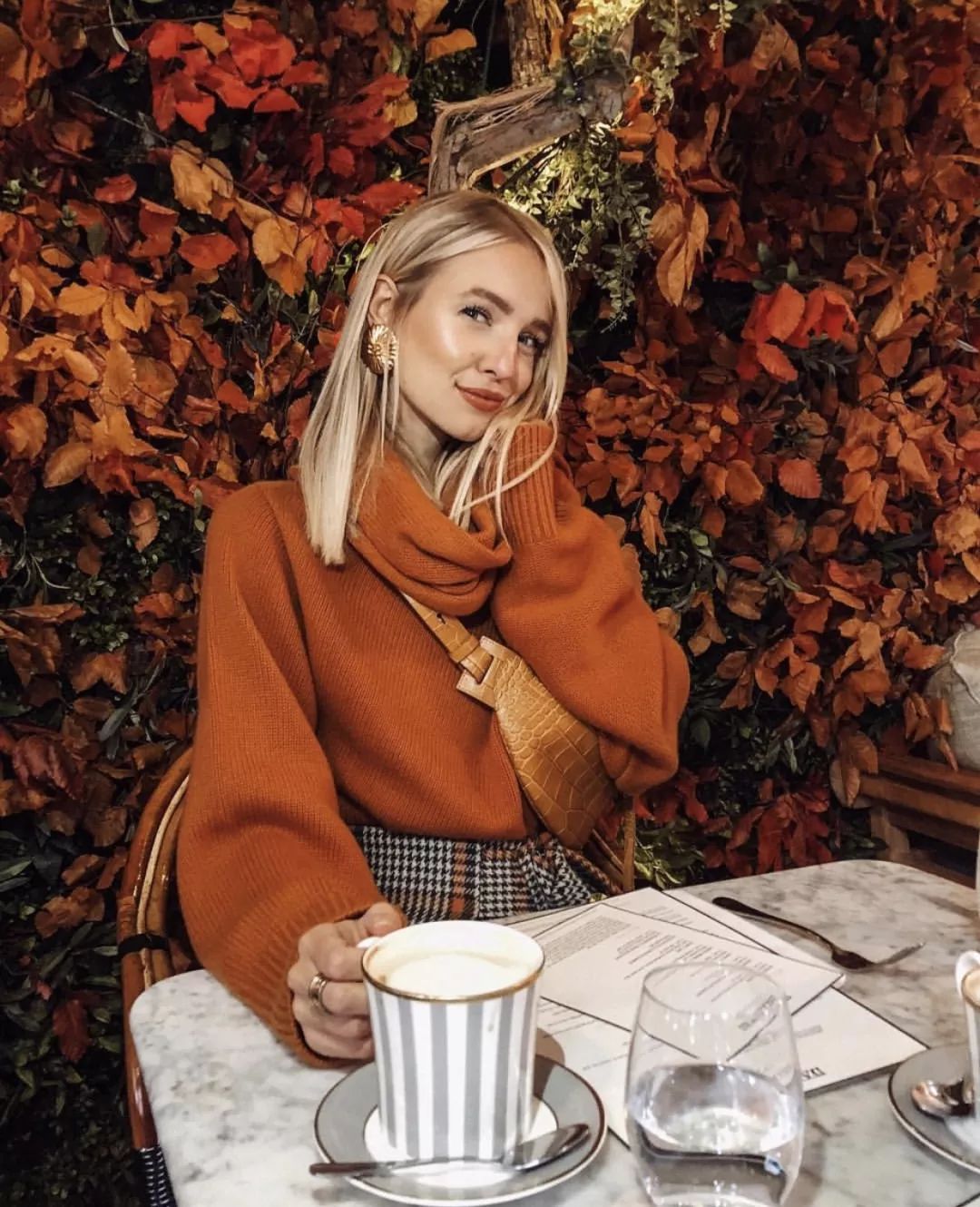 秋季灵感碰瓷-今年没有一件这样的「南瓜色」单品,都不算秋天