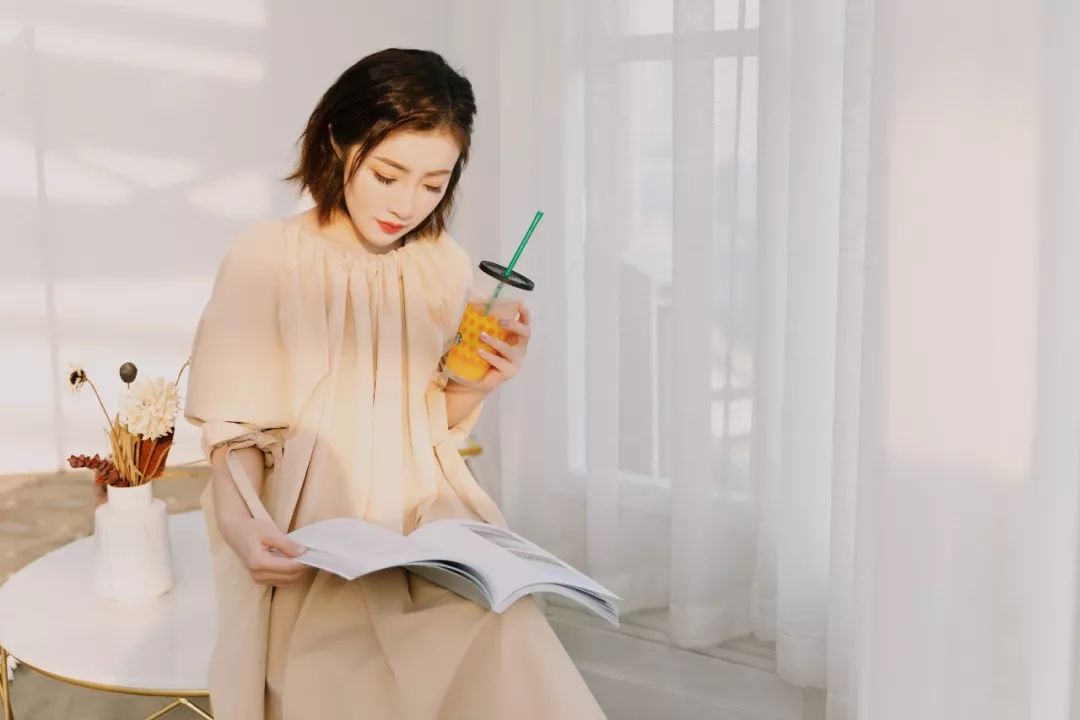 秋季灵感碰瓷-今年没有一件这样的「南瓜色」单品,都不算秋天