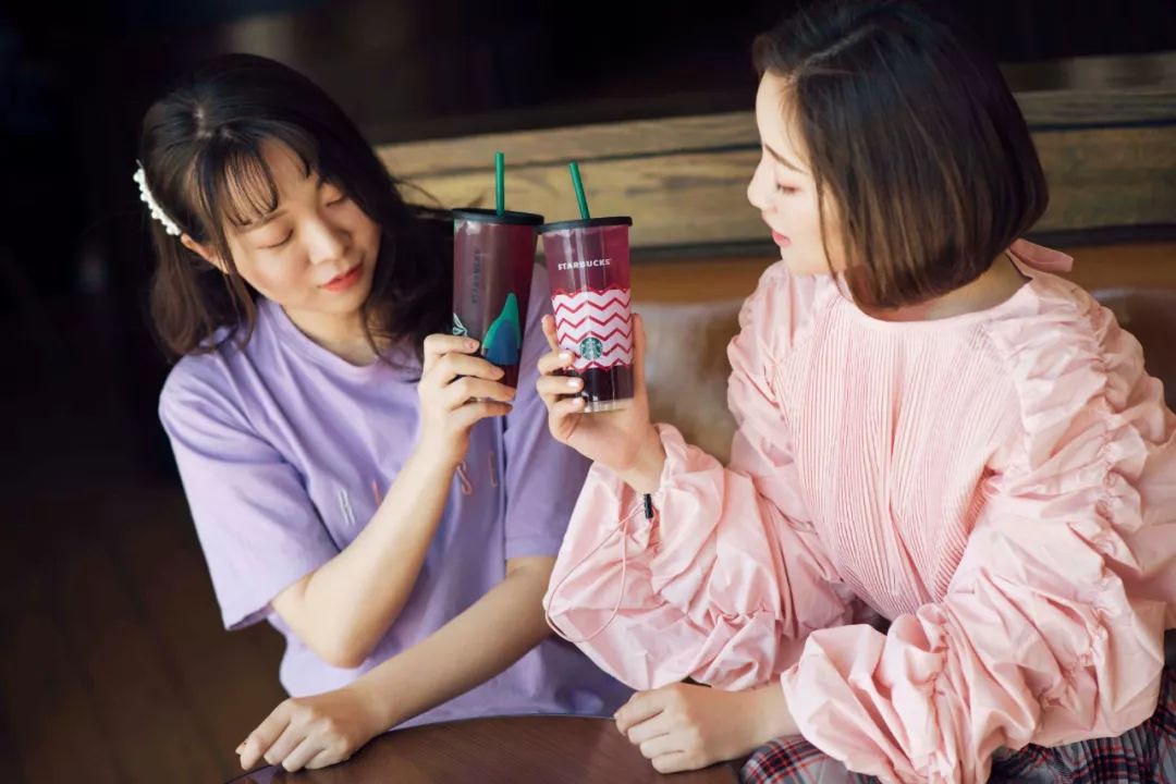 秋季灵感碰瓷-今年没有一件这样的「南瓜色」单品,都不算秋天