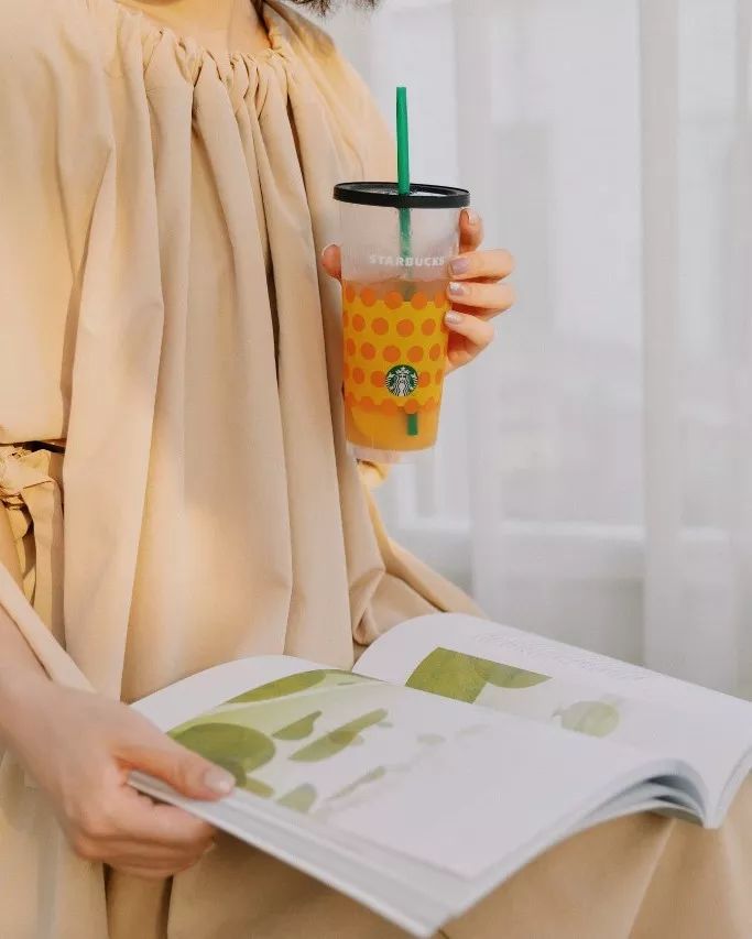 秋季灵感碰瓷-今年没有一件这样的「南瓜色」单品,都不算秋天