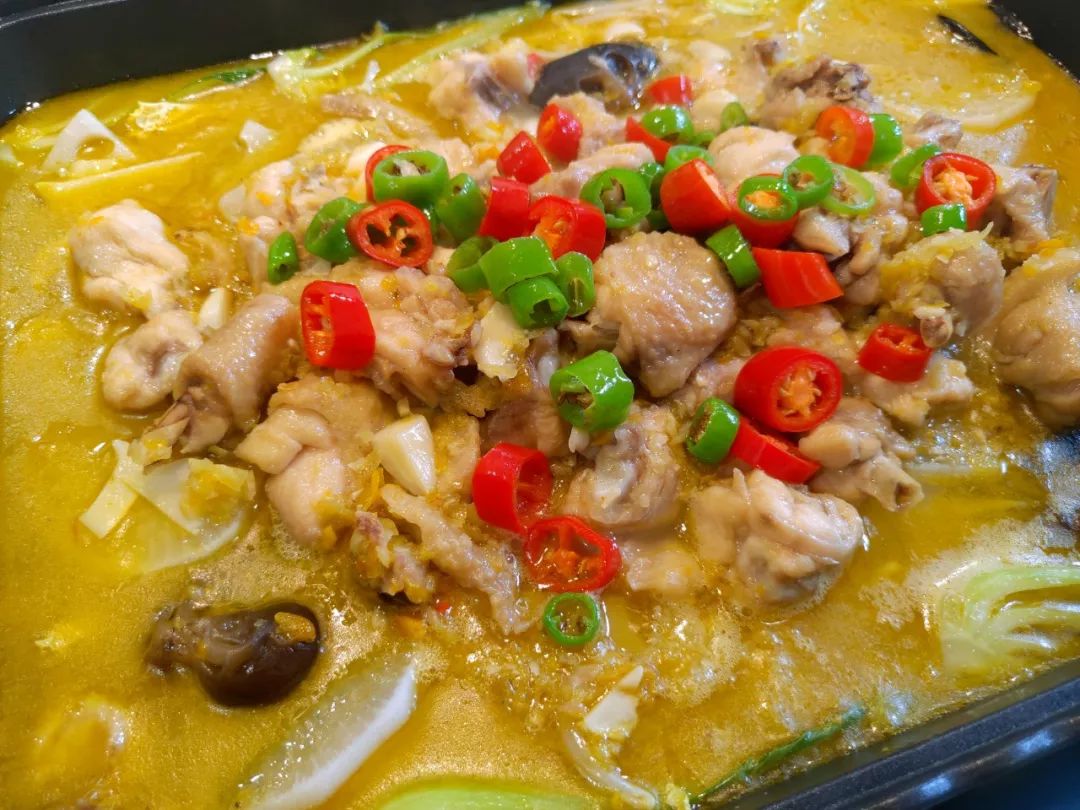 不出哈尔滨一秒入“湘”，仅59.9元抢158元「湘乡小厨」超值2-3人双套餐，湖南剁椒功夫鱼/湘乡开胃鸡+8样素菜+白菜丁香鱼等