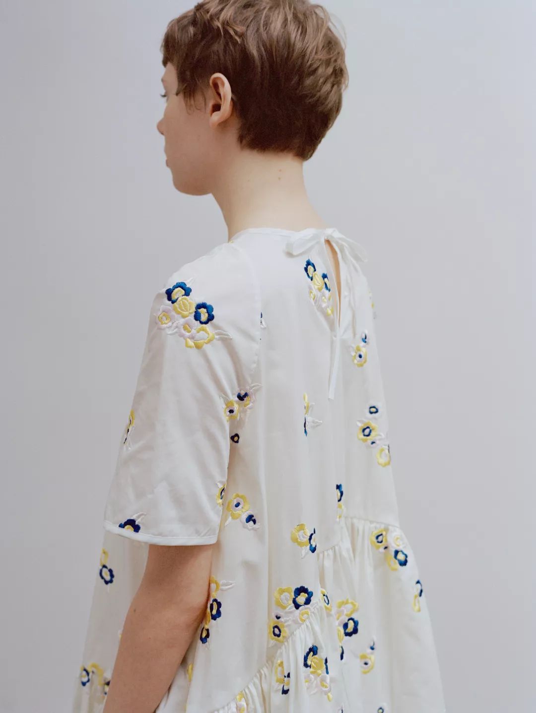 秋款裙子减龄显瘦洋气上档次,秋冬黑红裙子大码胖mm显瘦遮肉