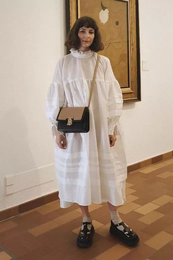 秋款裙子减龄显瘦洋气上档次,秋冬黑红裙子大码胖mm显瘦遮肉