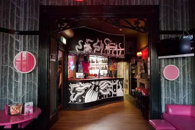 黑胶、吉他、音响齐入梦！在这些酒店与音乐*眠同**