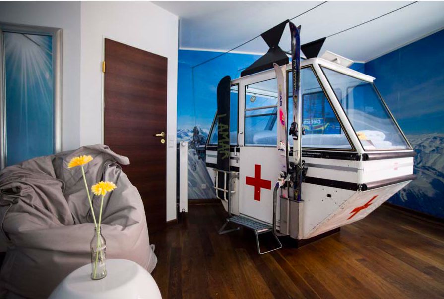 黑胶、吉他、音响齐入梦！在这些酒店与音乐*眠同**