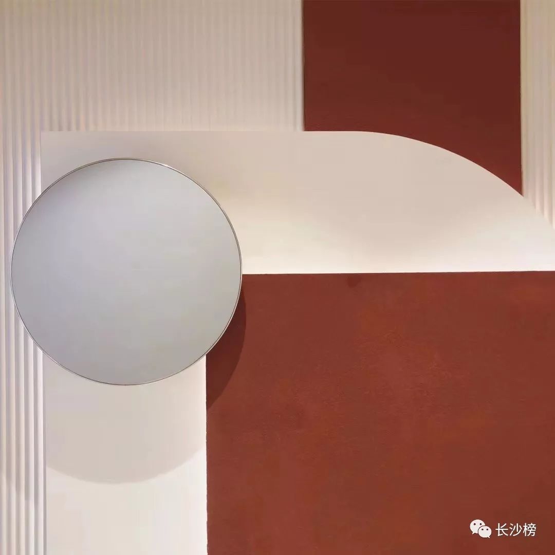 港华流心月饼和美心月饼哪个好吃,流心月饼是港式月饼吗