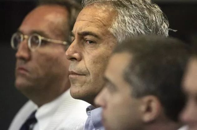 给图灵奖得主当“皮条客”的亿万富翁，与他操纵的科学网络