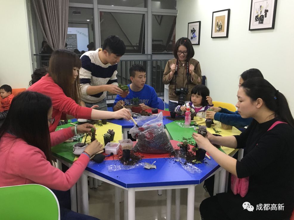 成都安静文艺书店推荐,读书月打卡好去处