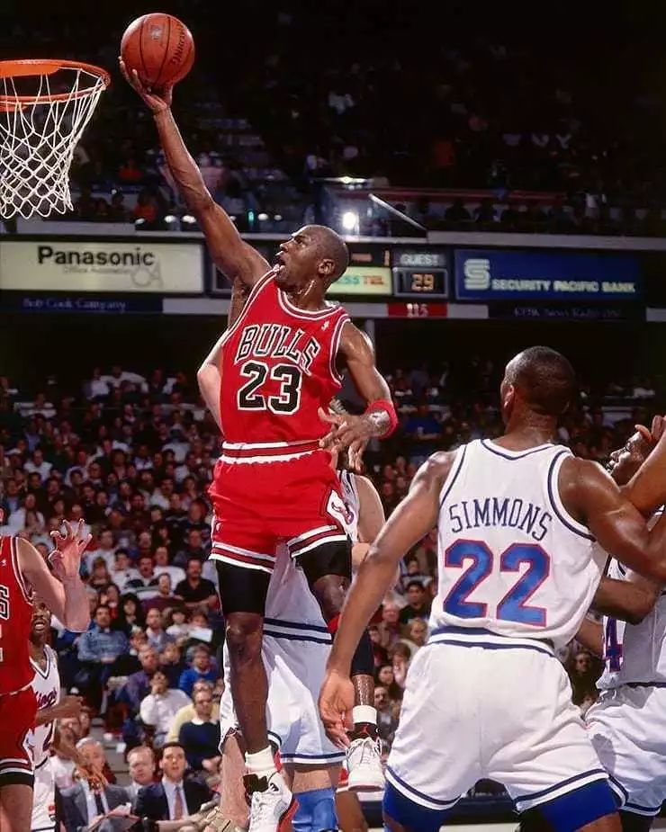 宿敌配色！乔丹就想让你跪下唱征服|有鞋