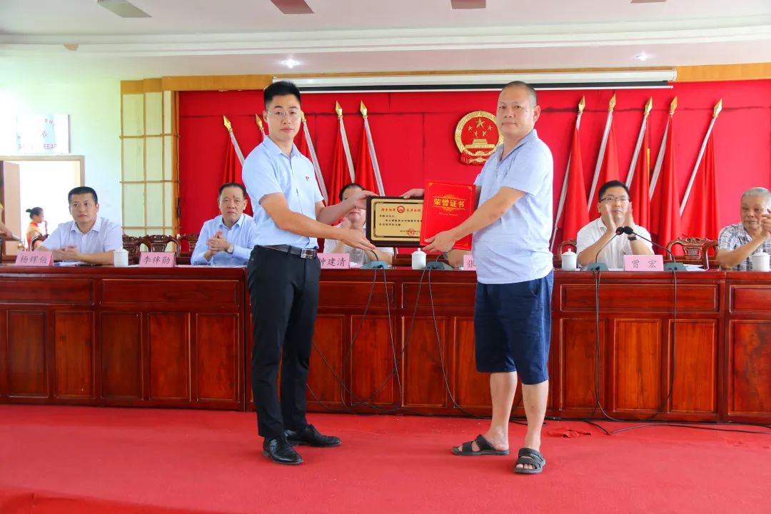 华城，百万奖师生，“五心”抓教育！