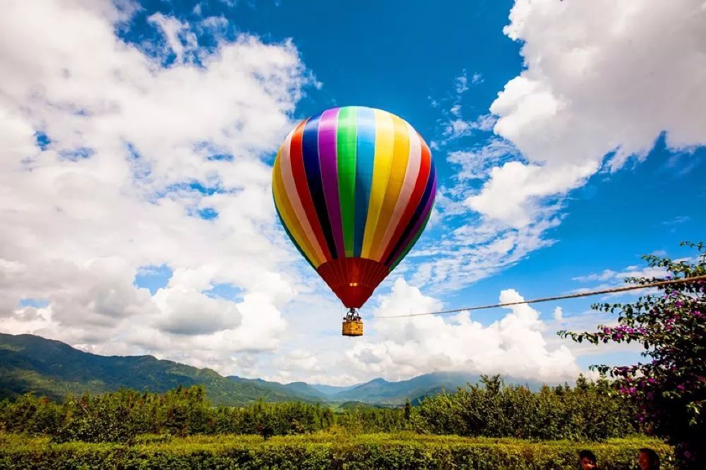 省下跨国机票钱！国内热气球乘坐攻略出炉，最低只要99元