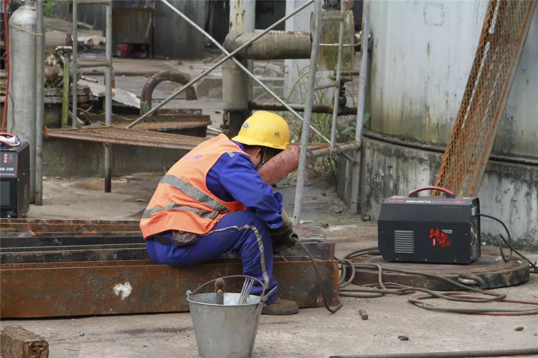 閬囪澶╃澘,閬囪澶╁