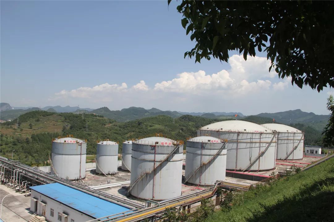 閬囪澶╃澘,閬囪澶╁