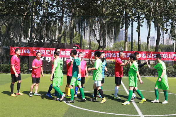 足球球员秀脚法,足球队员秀脚法