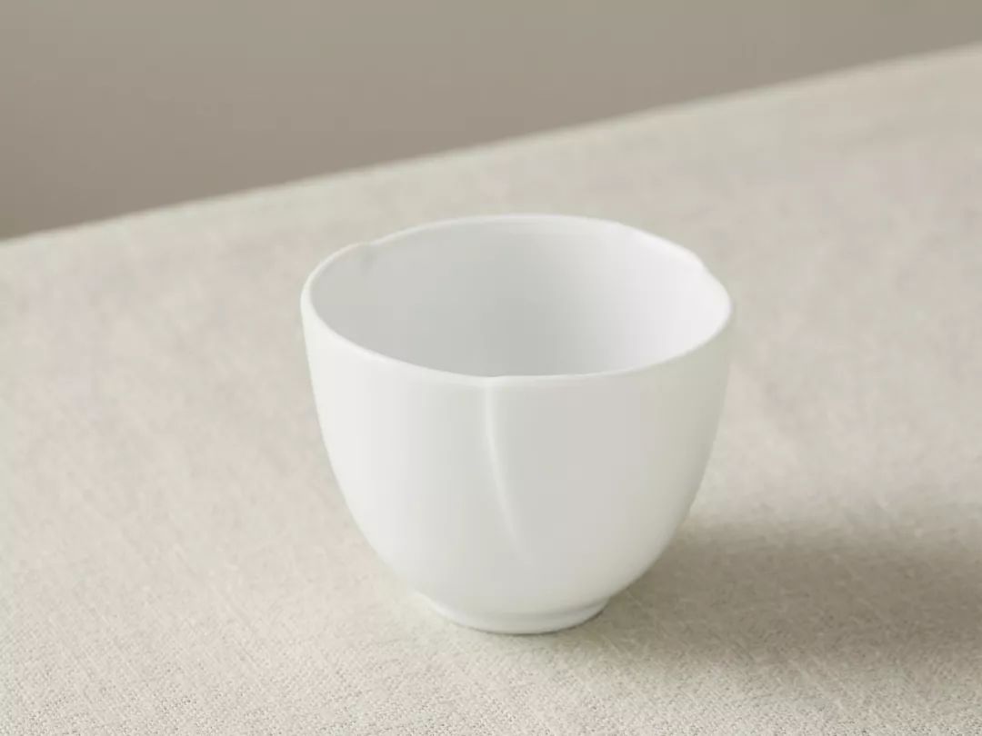 日本瓷器顶级作品,一条素瓷