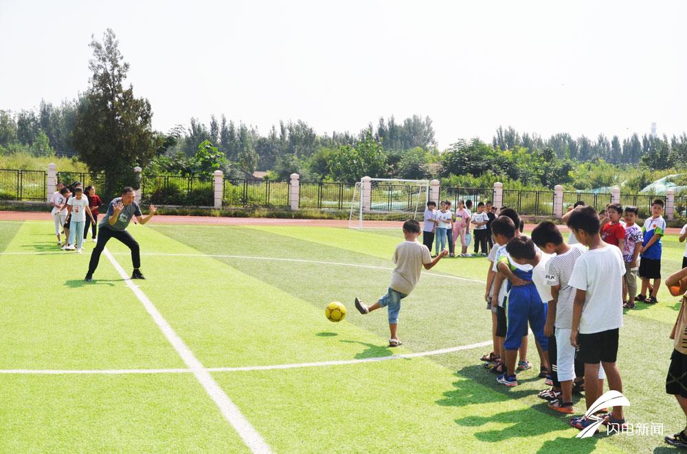 记者探访小学新校区,记者探访新校
