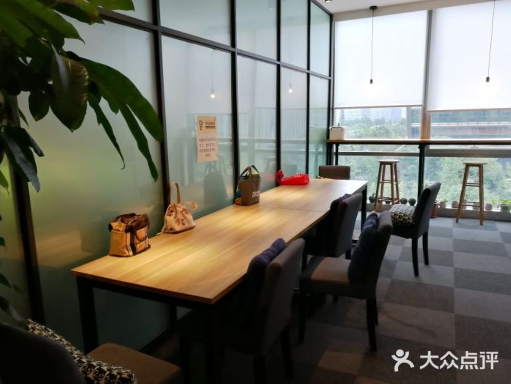 专注力up！效率一百分！你要不要来成都这几家自习空间，听听为梦想奋笔疾书的声音？