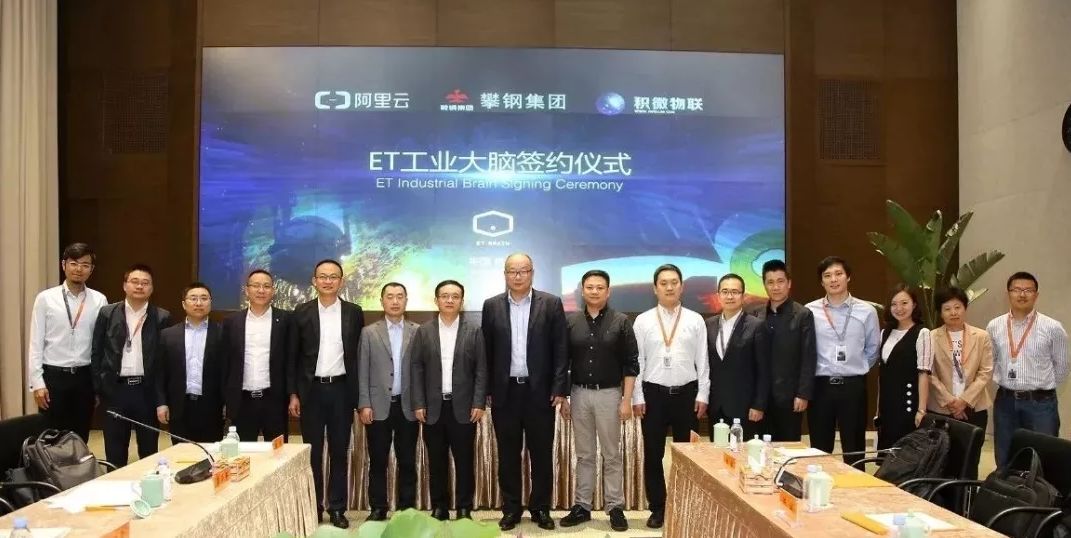 壮丽70年奋斗新时代第一讲,壮丽70年奋斗新时代高清图