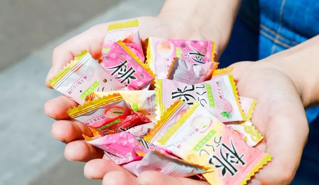 甜甜的水蜜桃测评,巨无霸水蜜桃测评